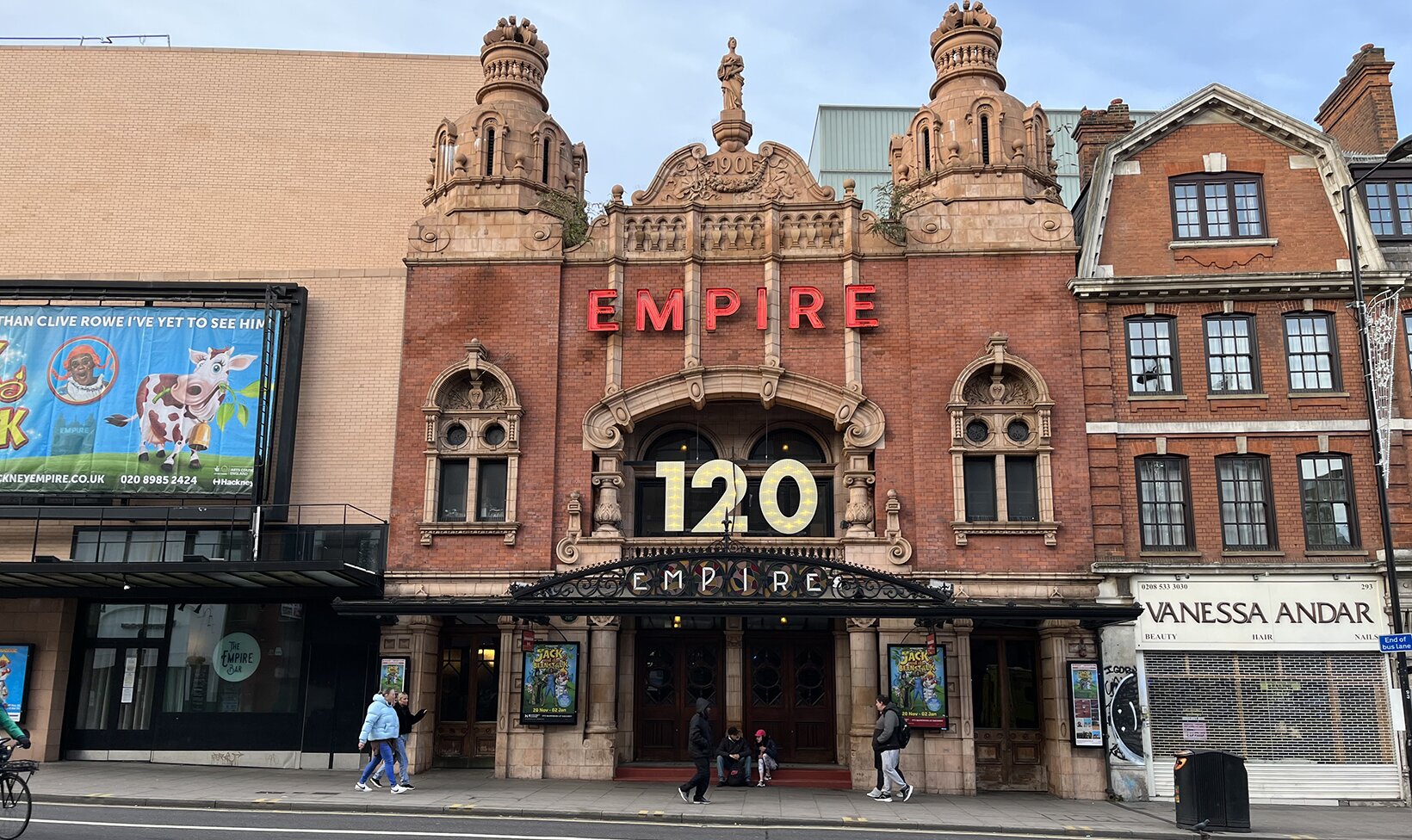 Hackney Empire seeks experienced food & beverage operator