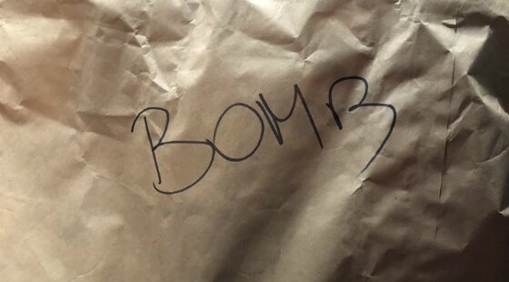 Police ‘descend on' East London restaurant after loaf of bread mistaken for bomb