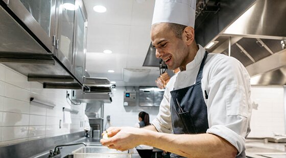 Roux Scholar Martin Carabott completes stage at Eleven Madison Park