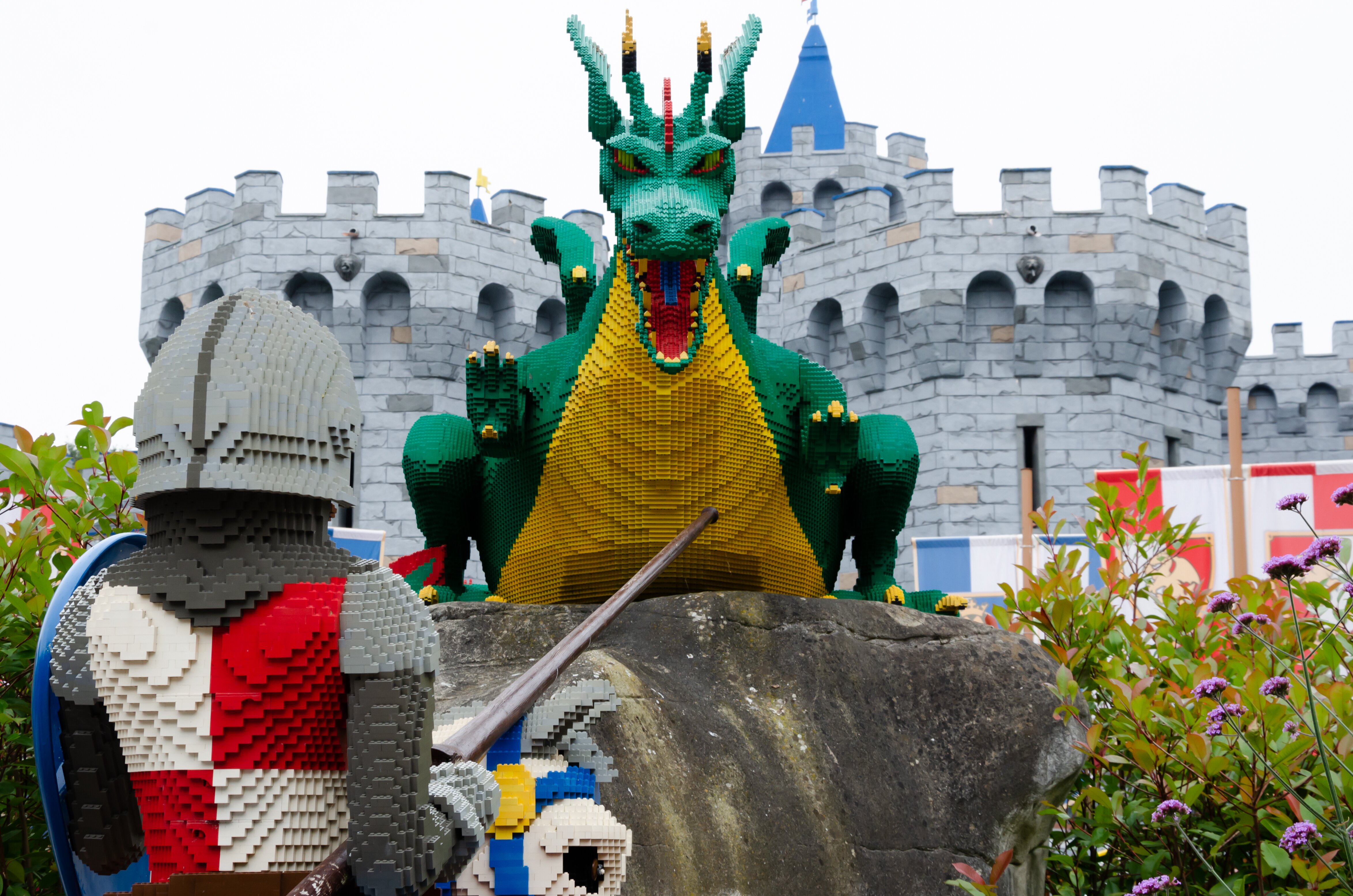 Aramark wins F&B contract with Merlin Entertainments