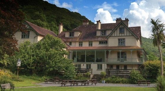 Bespoke to manage National Trust's Hunter's Inn