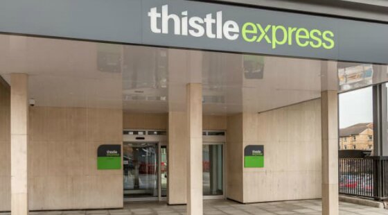 Man dies after falling from Thistle Express window