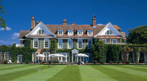 What makes Chewton Glen the top Hoteliers' Hotel?