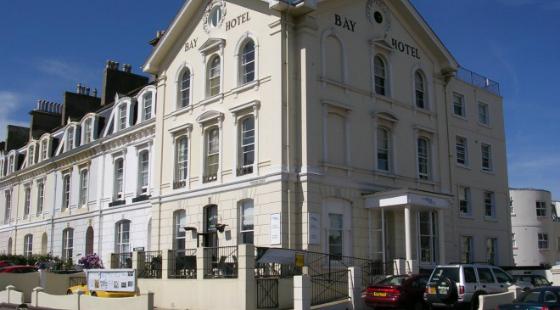 Teignmouth hotel closed by emergency services