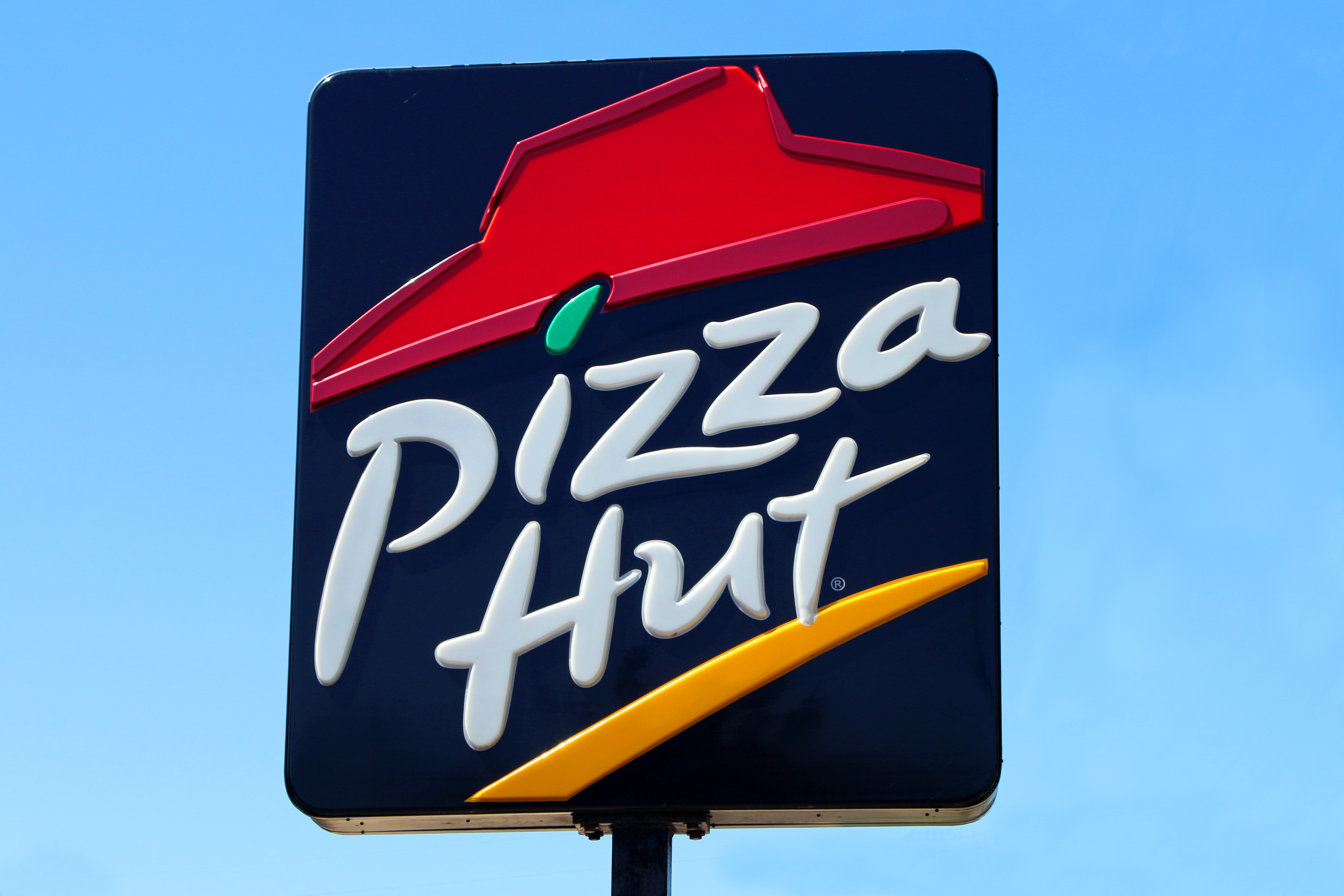 Pizza Hut’s ‘DealBot’ criticised for not always finding best discount