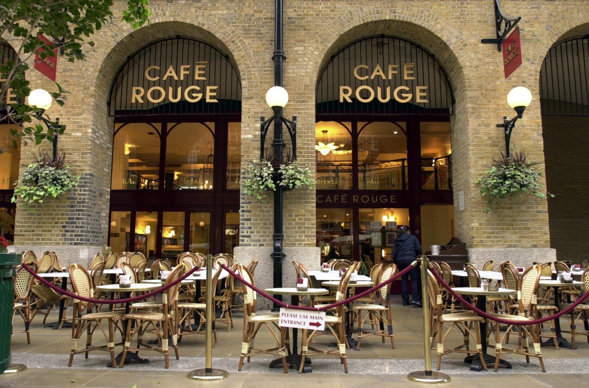 Café Rouge owner insists business is not in receivership