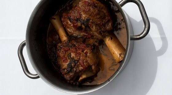 Recipe of the week: Veal shin slow-cooked with Barolo and sage