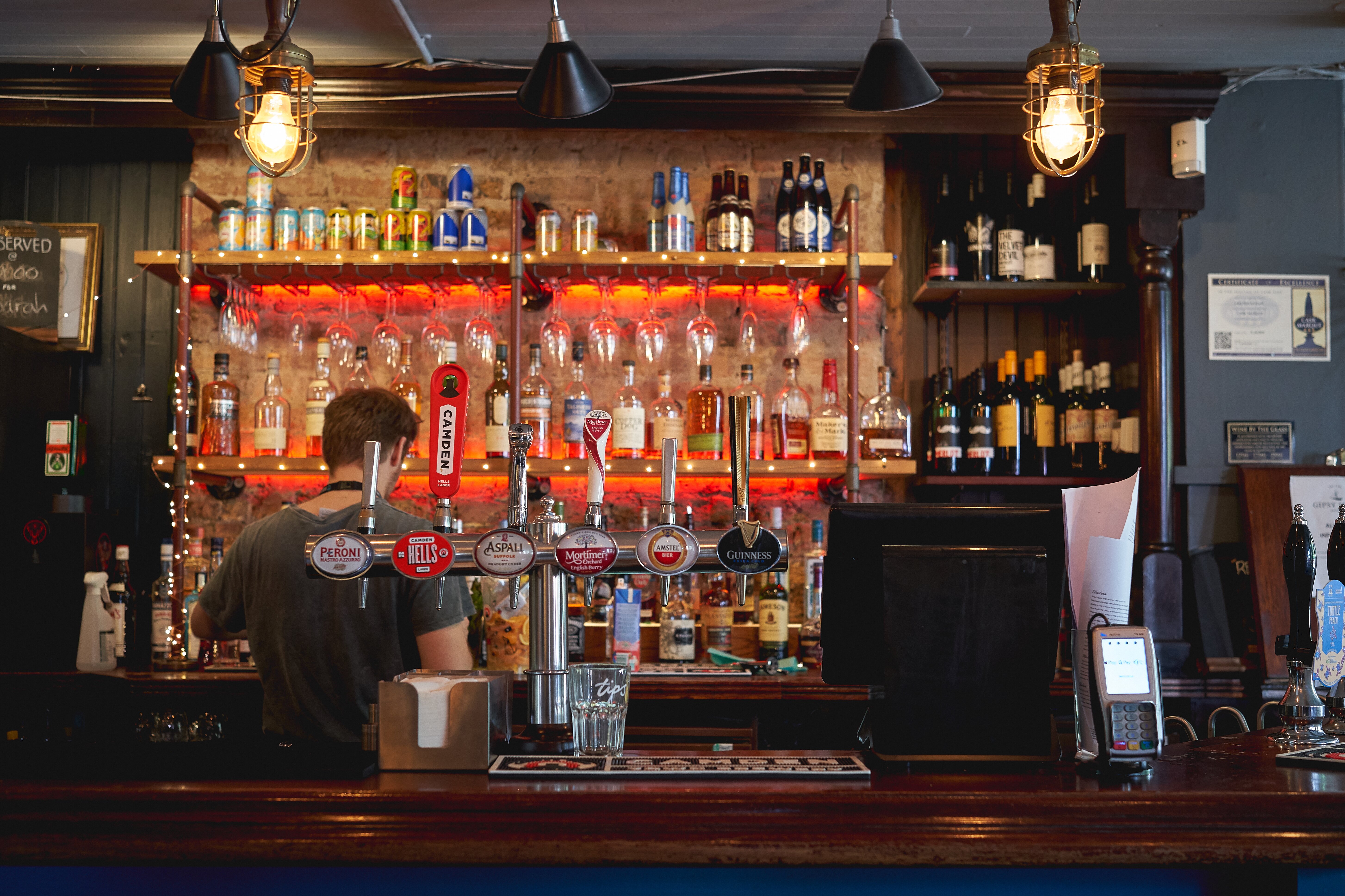 Future of pubs under threat as one in three 'has no cash reserves'