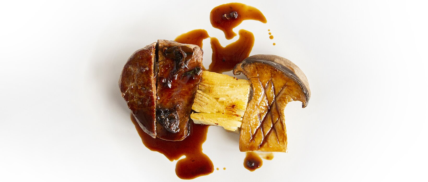 Recipe: Sirloin of salt-aged beef, king oyster mushroom, potato terrine and snail sauce 