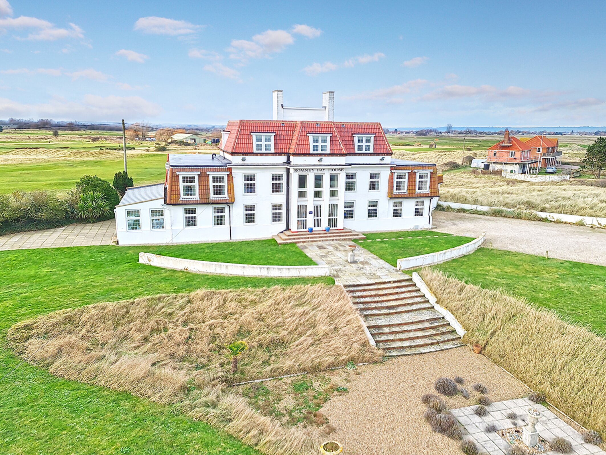 Gallivant hotelier Harry Cragoe buys Romney Bay House hotel