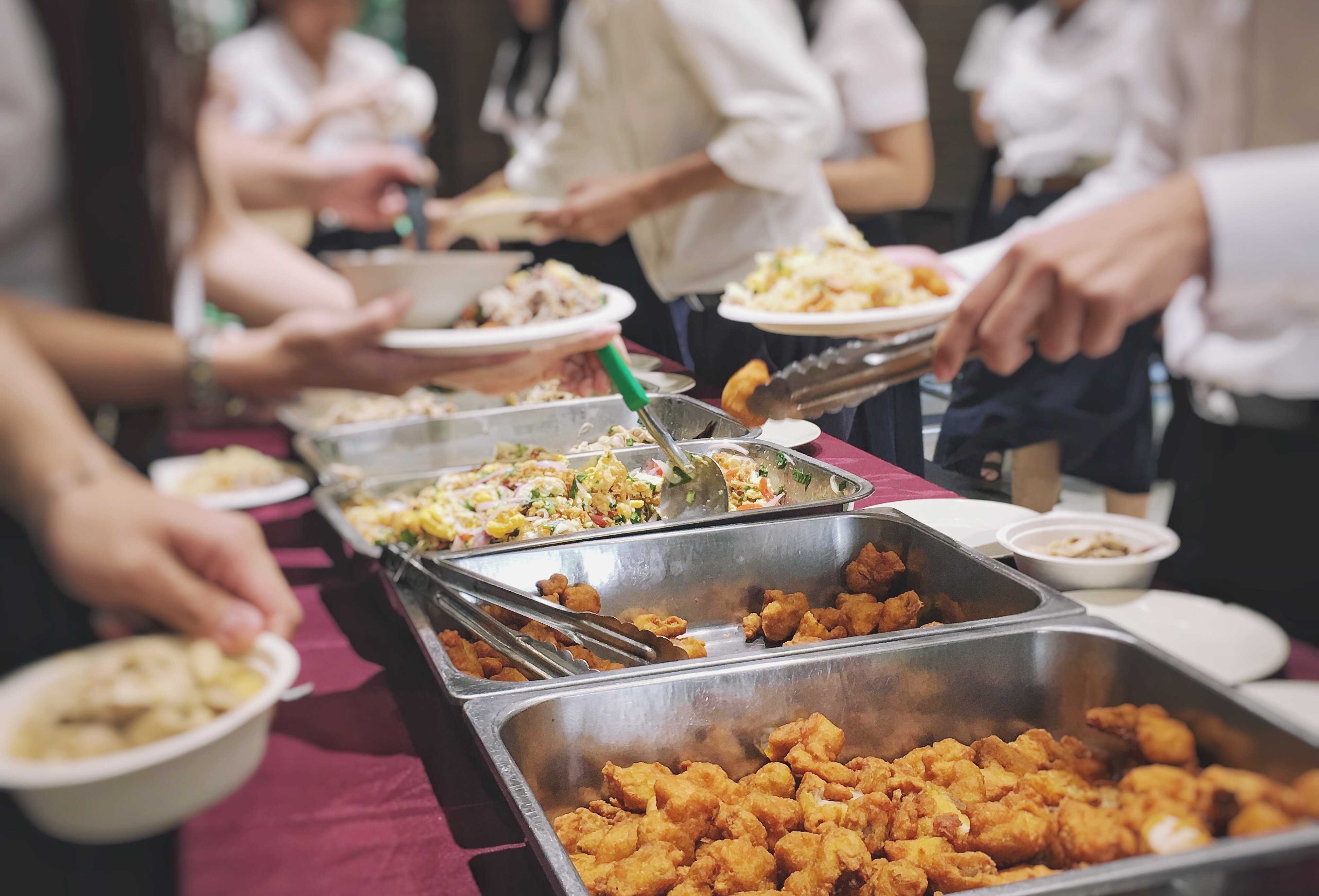 Contract catering sales still below 2019 levels, report reveals