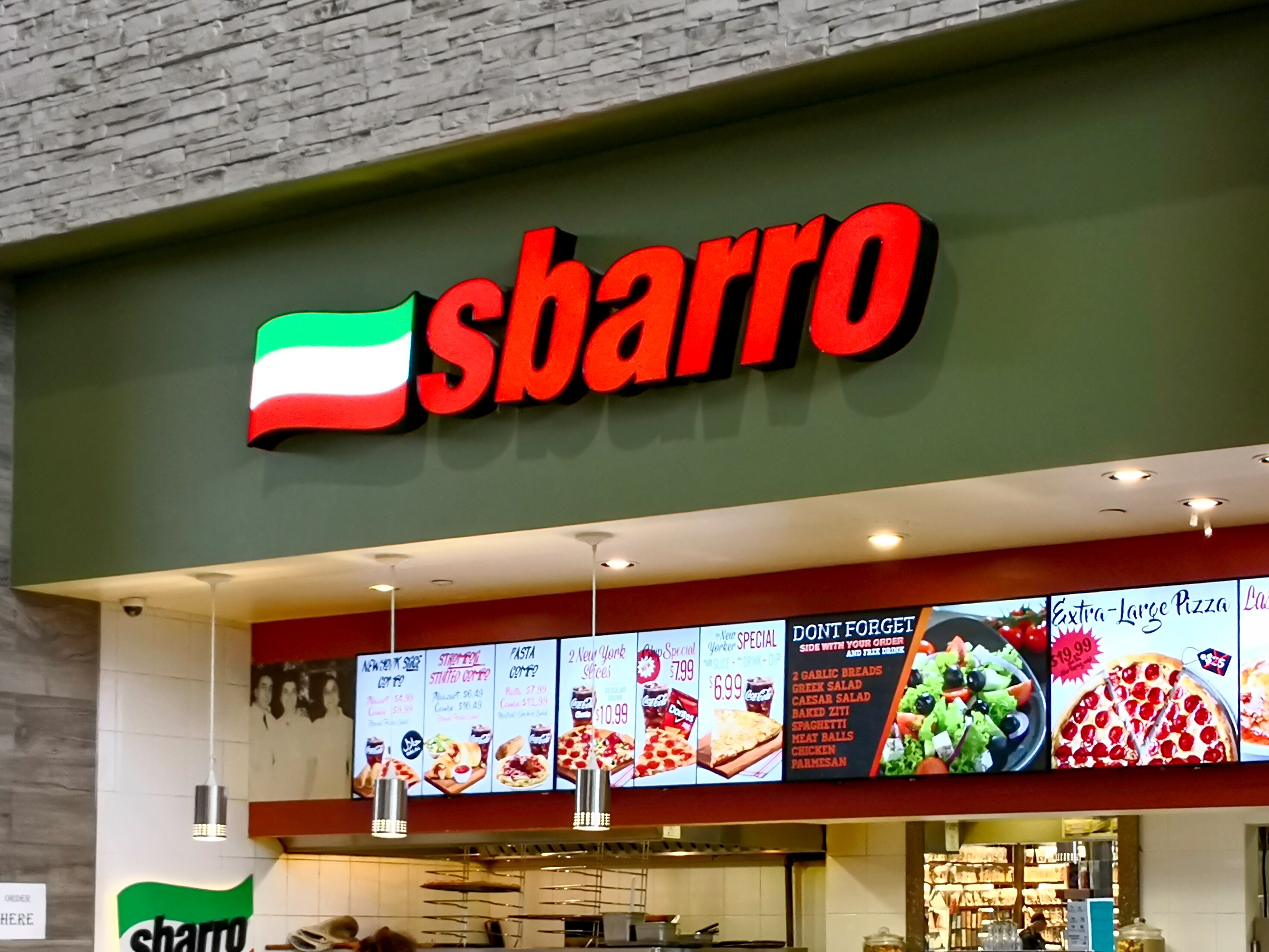 US pizzeria chain Sbarro enters the UK market