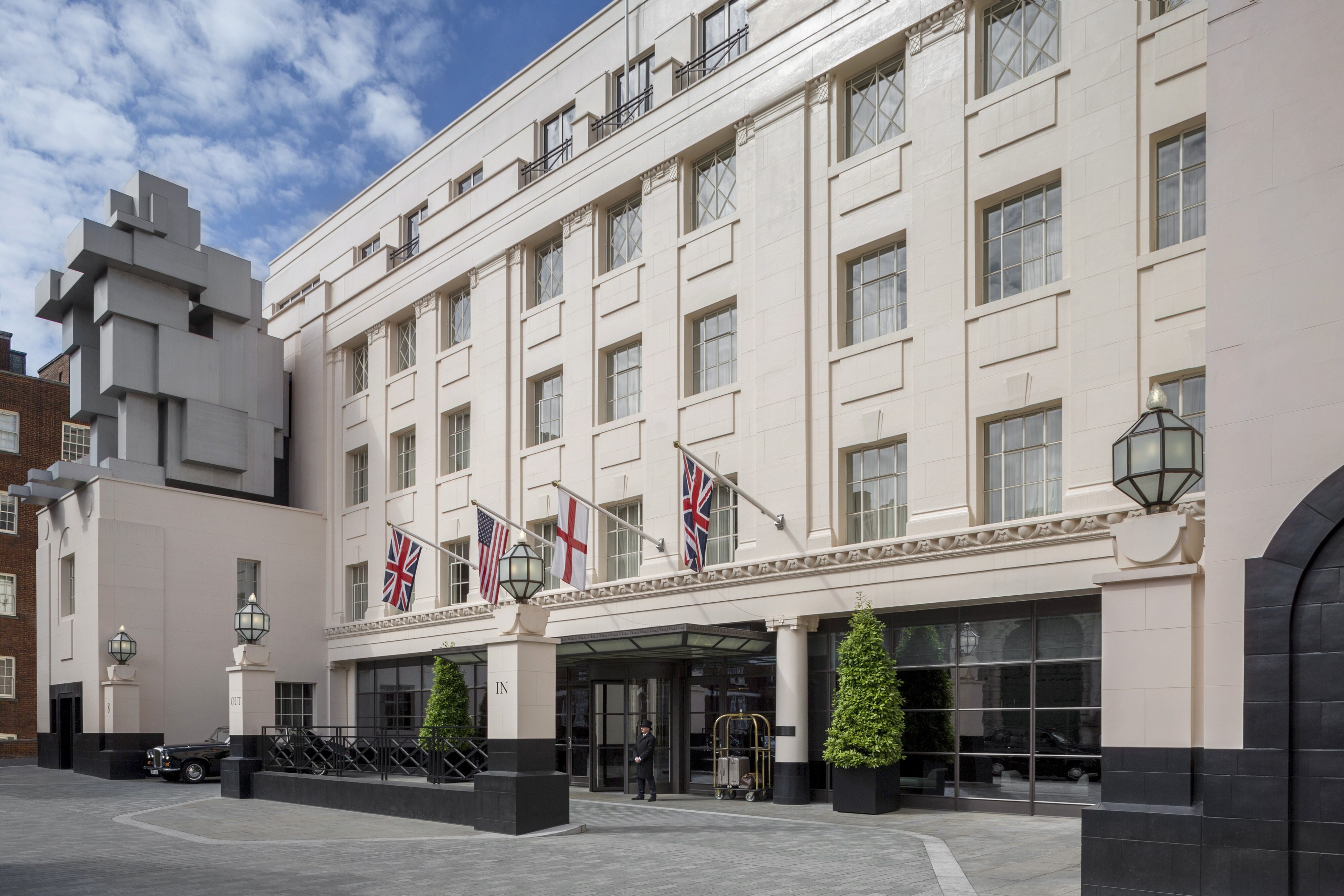 The Beaumont hotel in London to remain closed until spring 