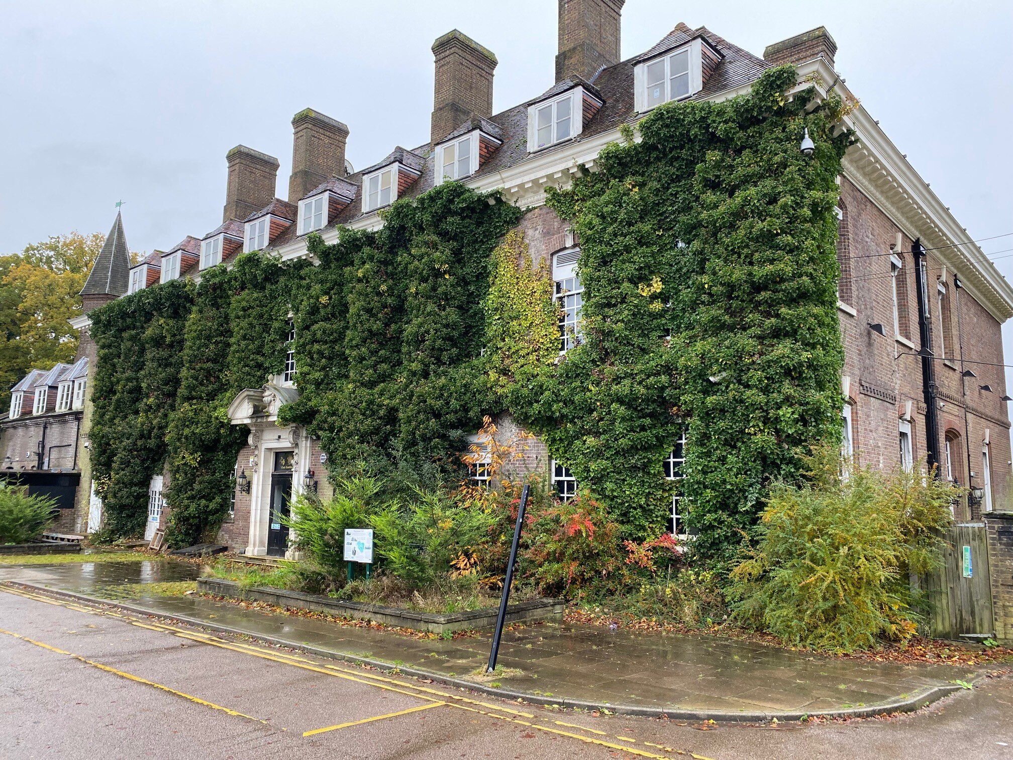 Oakman Group to redevelop Batchwood Hall into luxury hotel