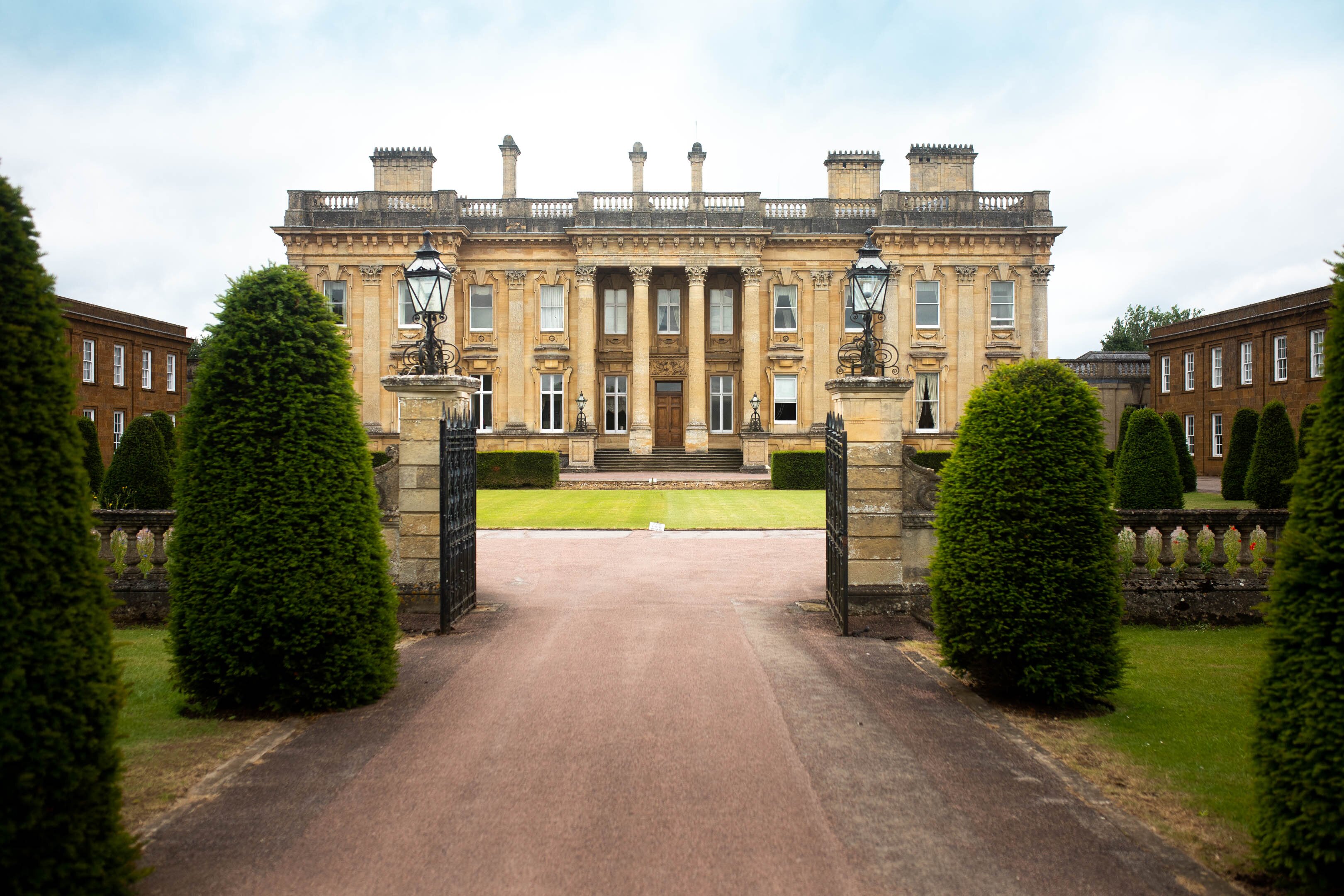 Heythrop Park hotel to reopen after £40m refurbishment