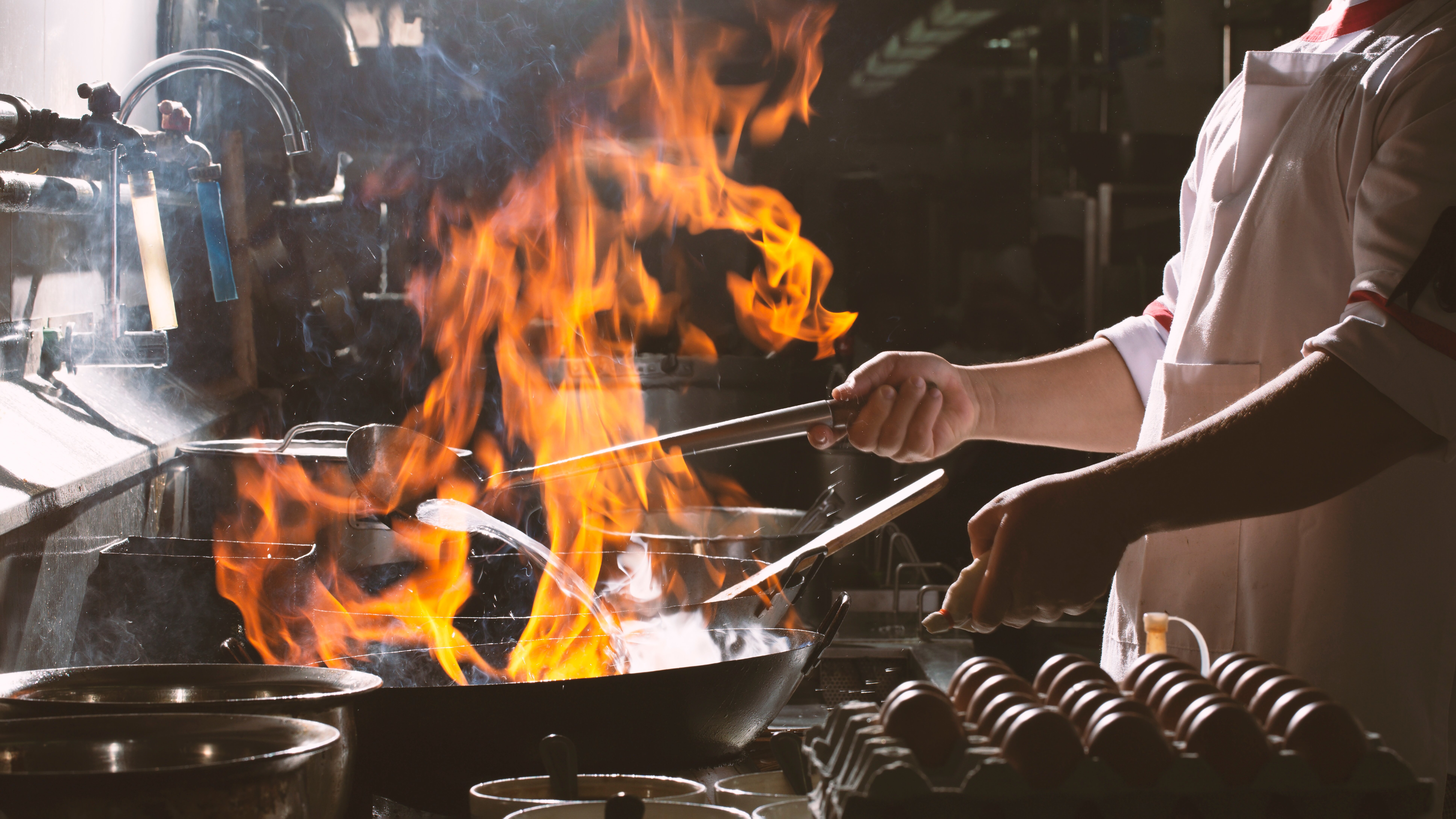 Employers urged to be mindful of workplace temperatures amid hot weather