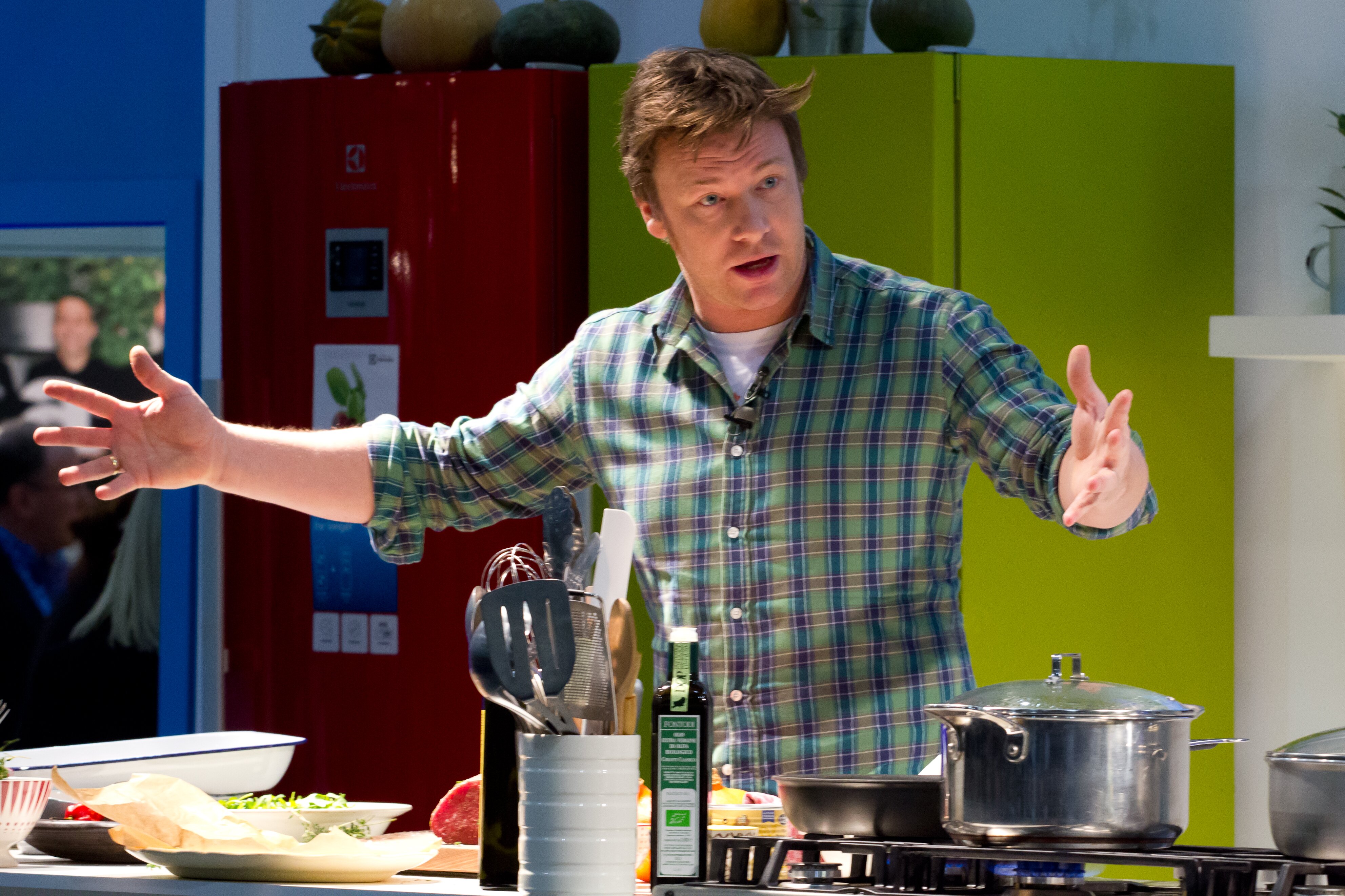 Jamie Oliver sees restaurant collapse eat into profits