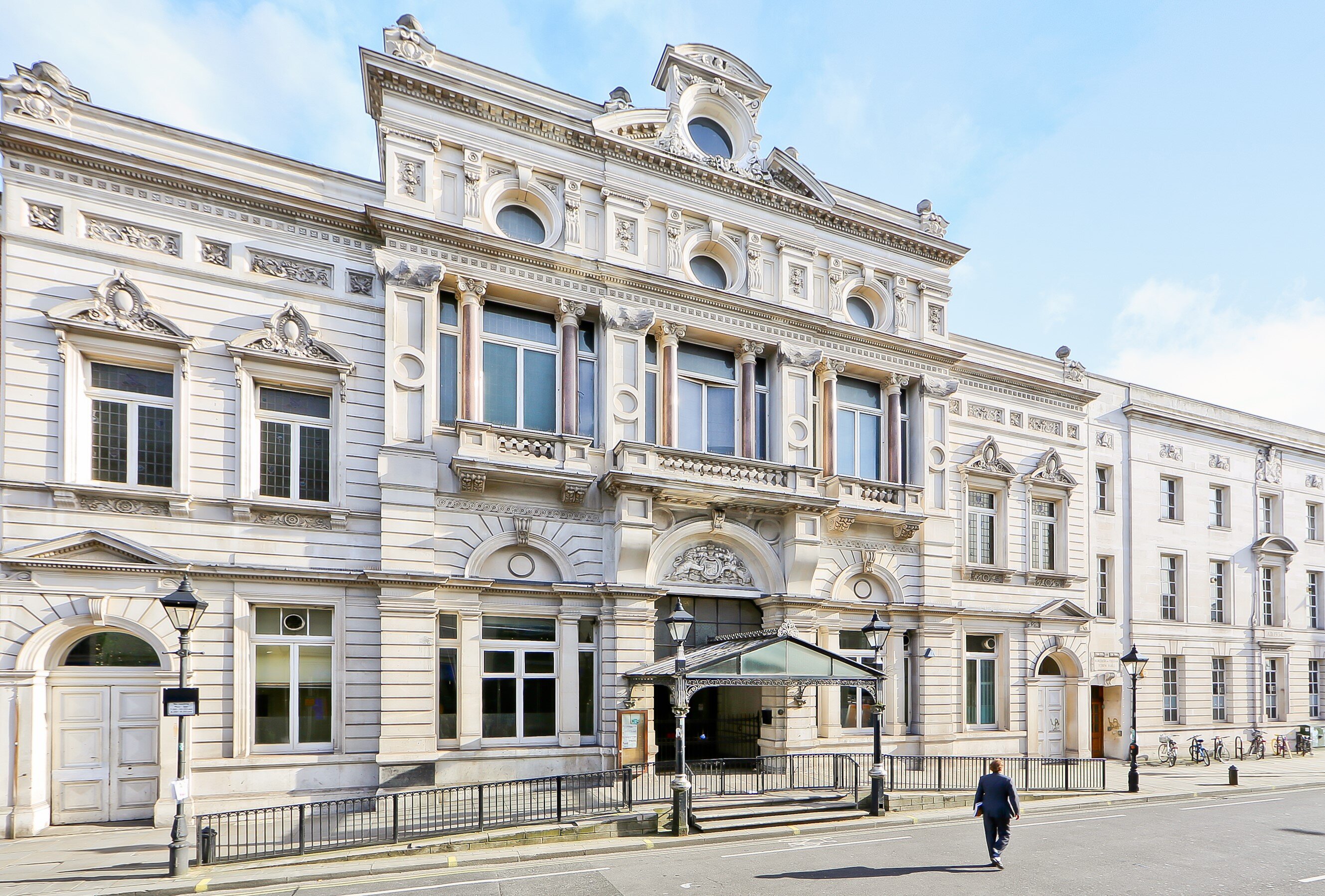 First Room2 ‘premium hometel’ concept to be centrepiece of Fulham Town Hall restoration