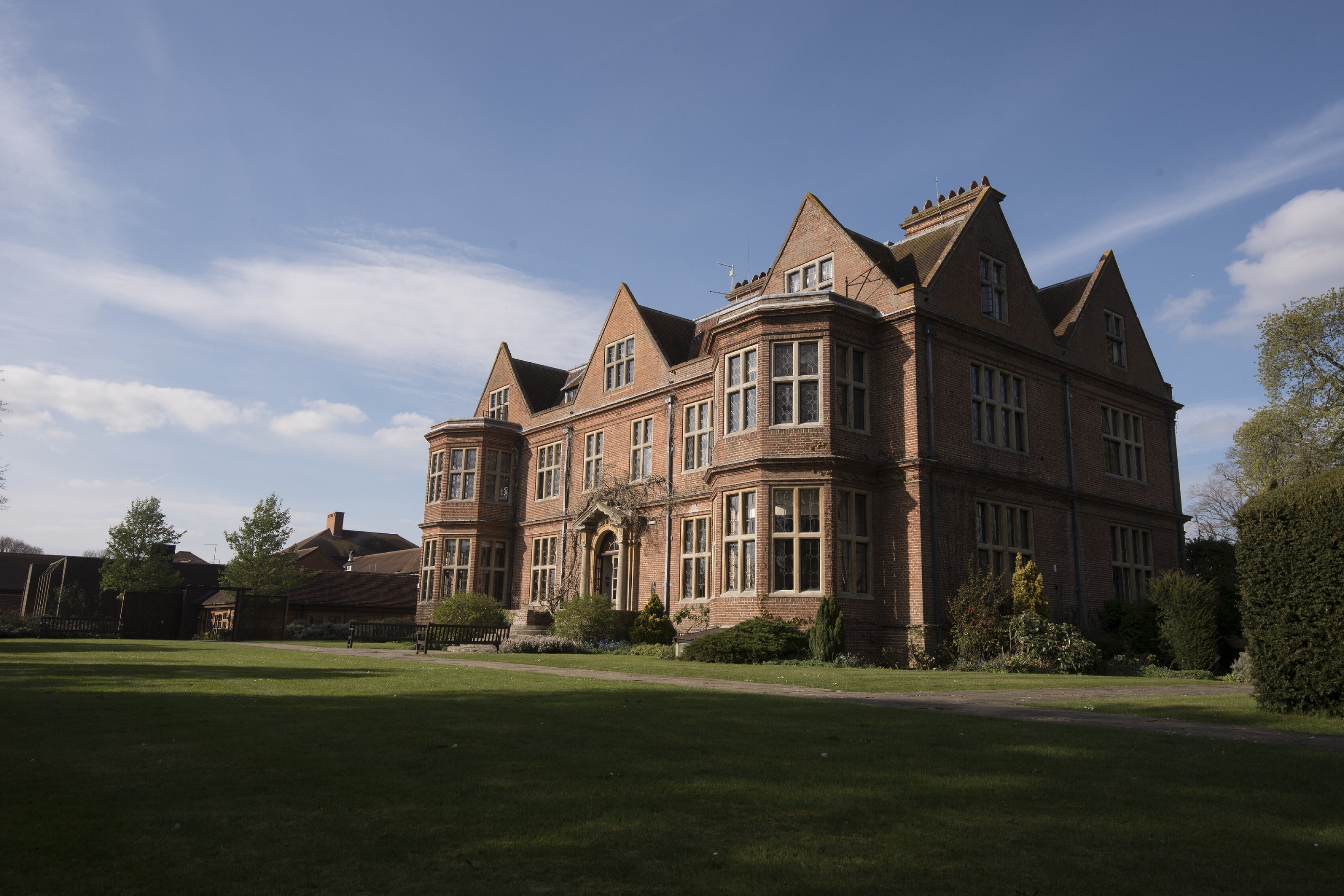 De Vere Horwood Estate sold to Ziz Hospitality for £15.5m