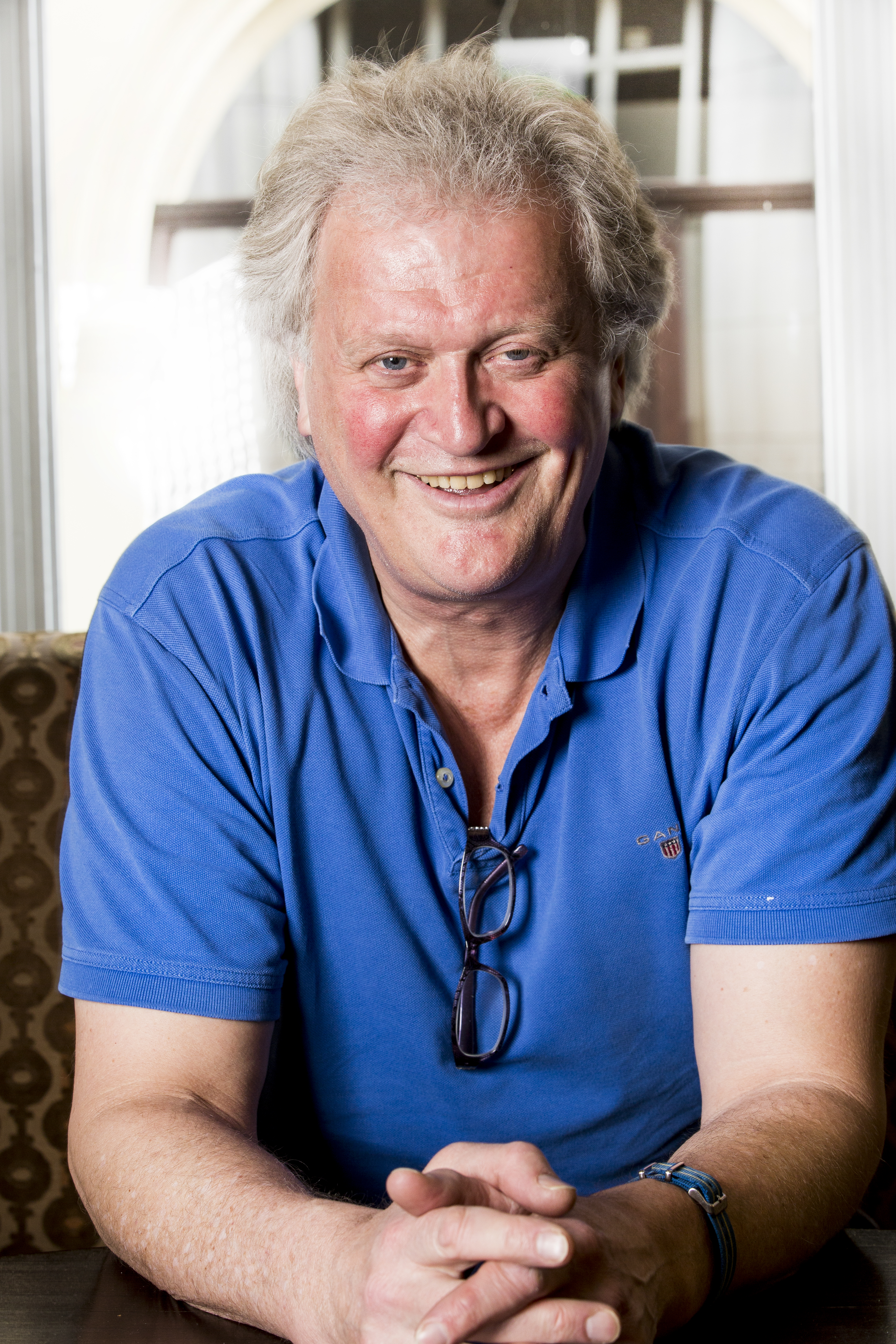 Wetherspoon pubs cut pint prices