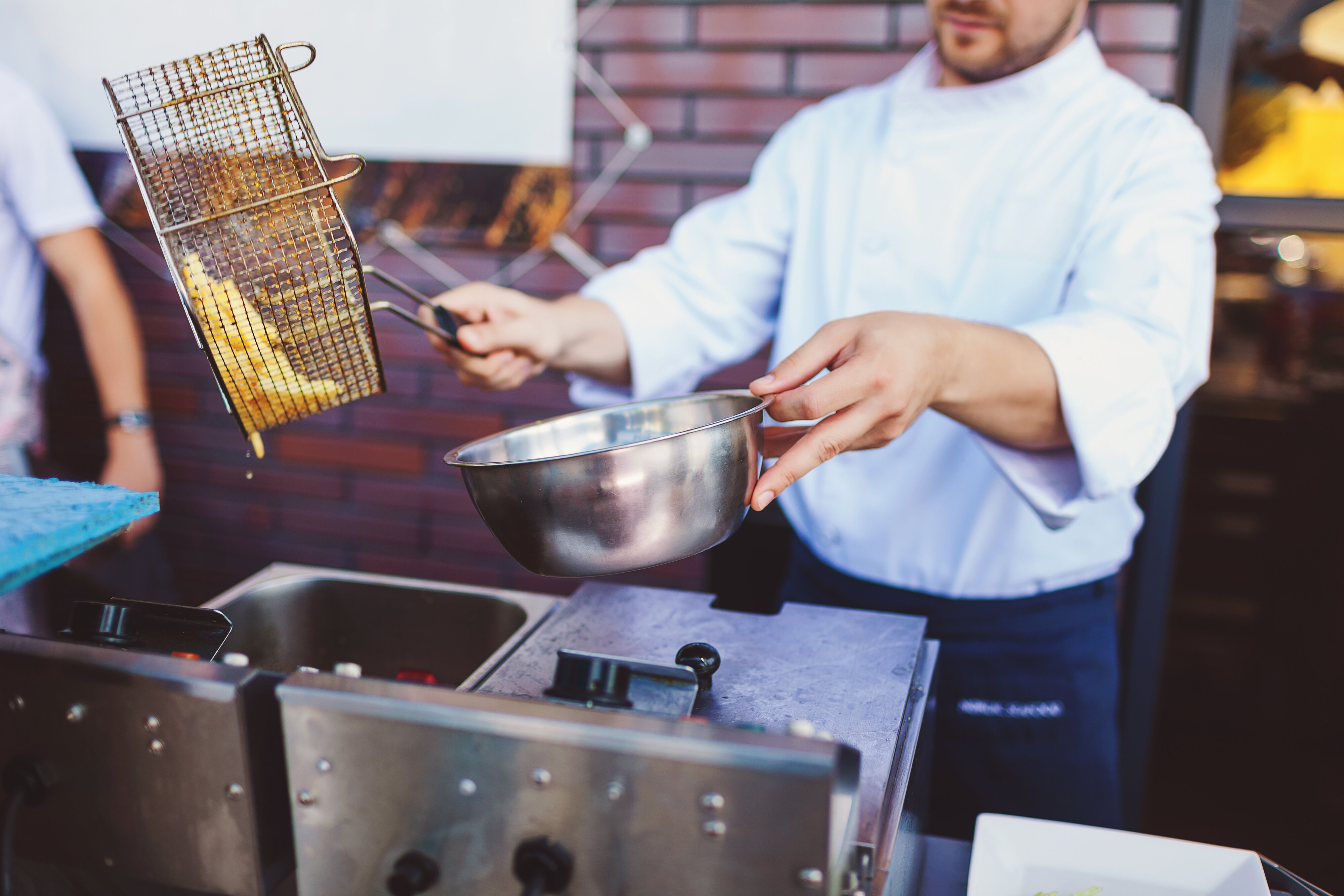 Restaurants cut back on fried dishes and premium products as prices rise