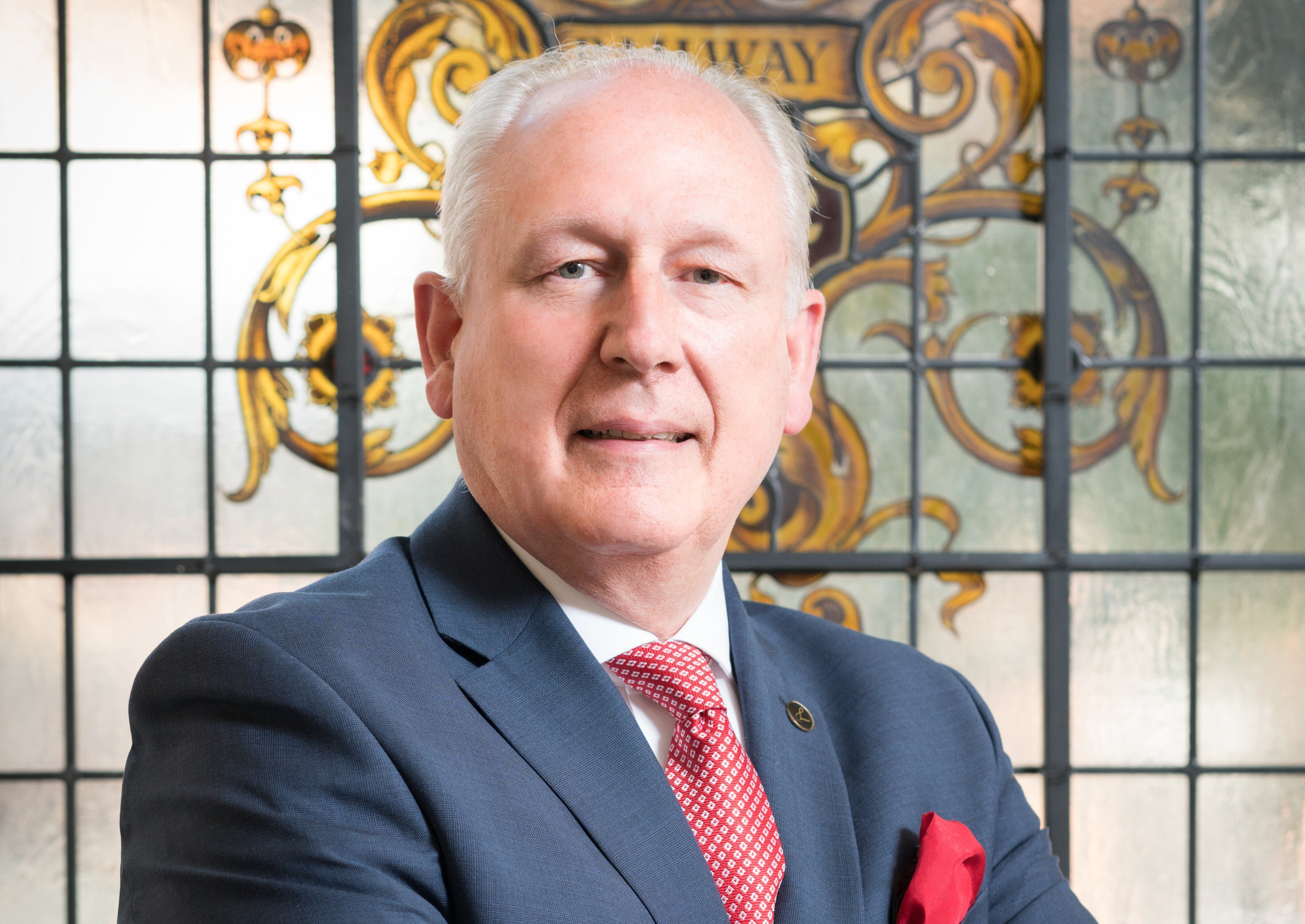 Landmark London GM Andrew Batchelor retires after 32 years with the company