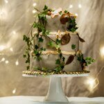 Thomas Leatherbarrow creates Christmas cake worth £1,000