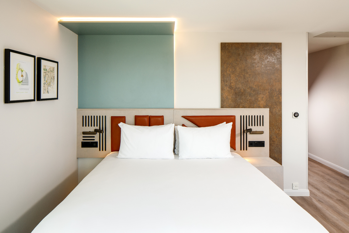 Disruptor brand Spark by Hilton signs first UK hotel