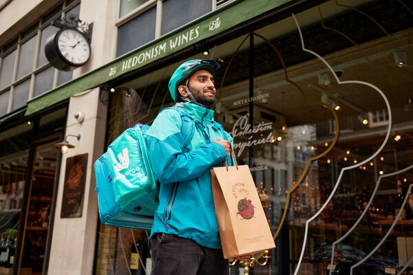 Deliveroo to pull out of Hong Kong