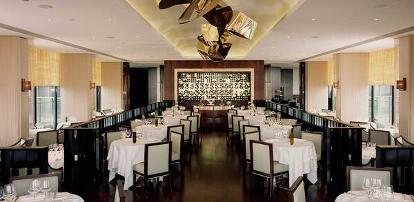 Luxury Dubai group to take over Galvin at Windows restaurant space