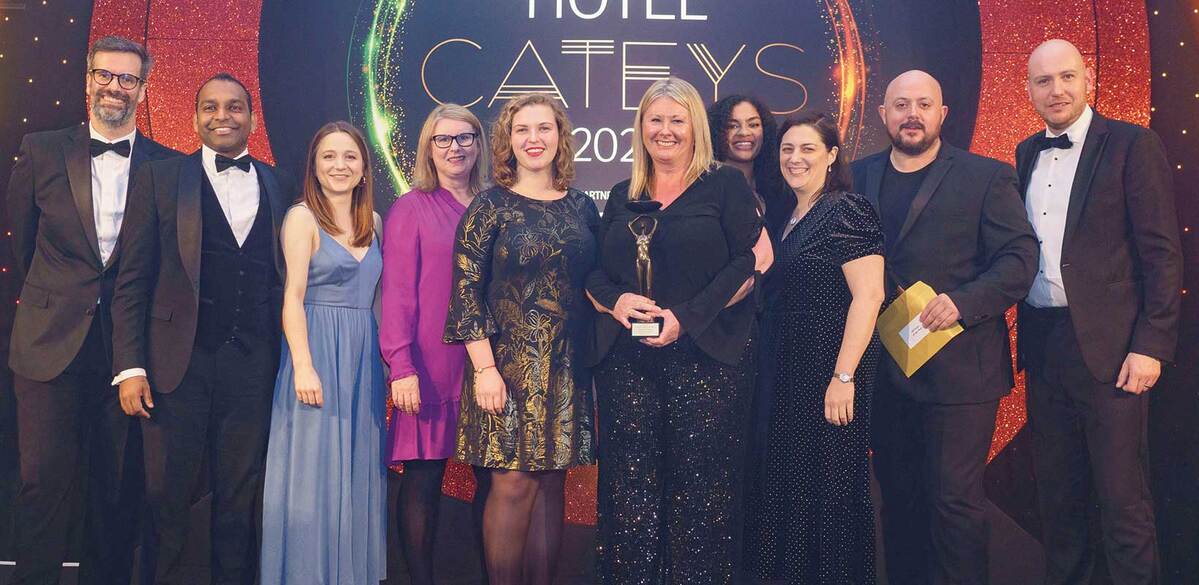 Hotel-Cateys-2011-HR-team.jpg