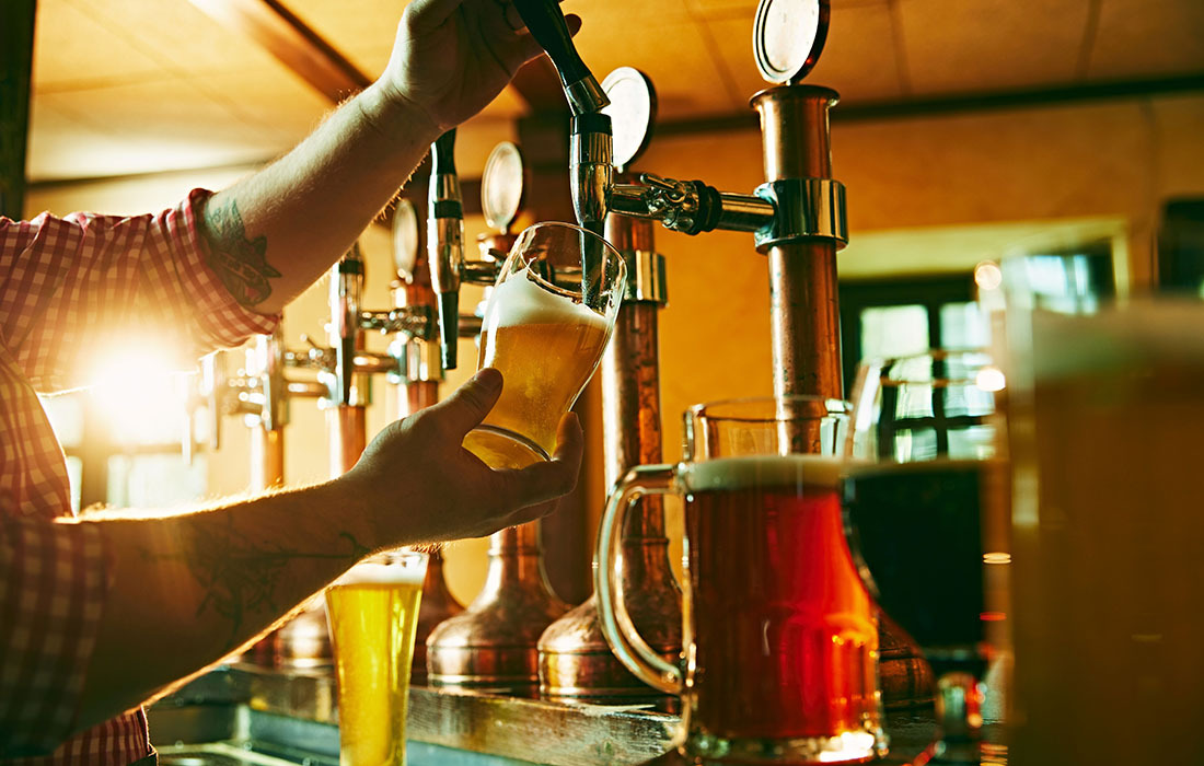 Pubs outperformed restaurants and bars in August, data shows