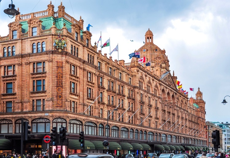 Harrods defends £1 cover charge as staff prepare to strike