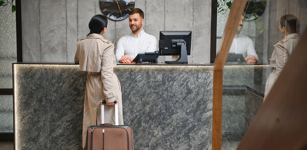 Average hospitality salaries fall as employee satisfaction dips