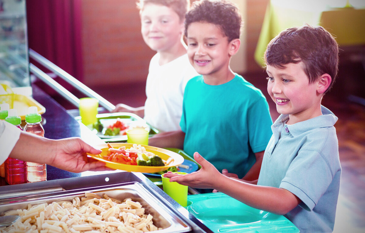 School-meal-shutterstock_1349185250.jpg