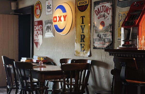 Pal&eacute; Hall owners open Bryntirion Inn gastropub with rooms