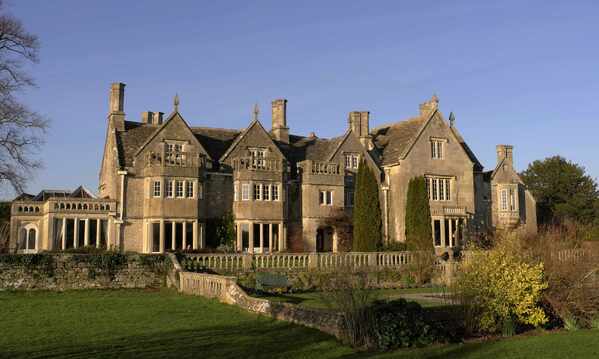 Woolley Grange hotel near Bath closes for refurbishment