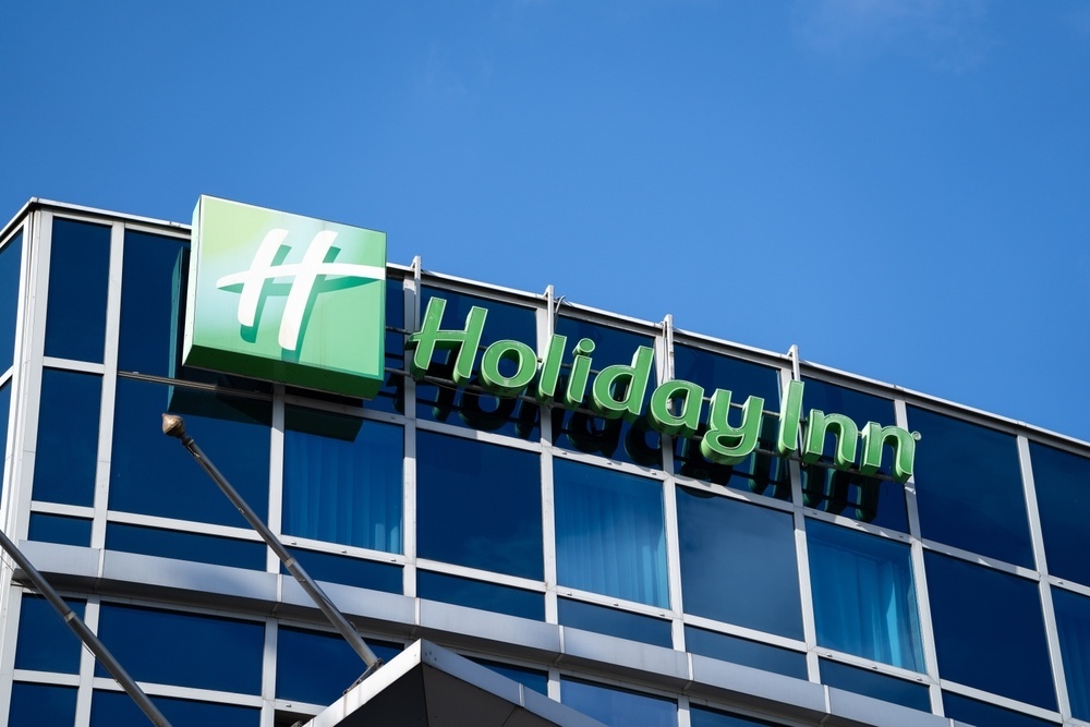 Holiday Inn shutterstock Longfin Media (1)