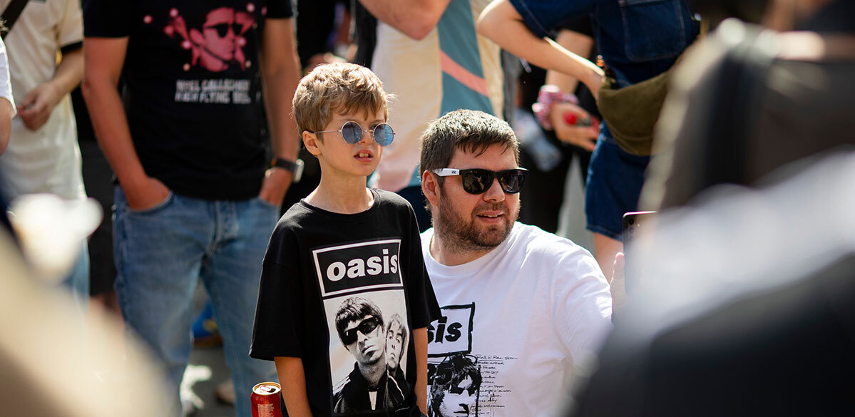 Oasis shutterstock 2649573569