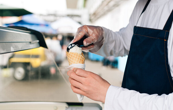 Hospitality holiday job posts plummet