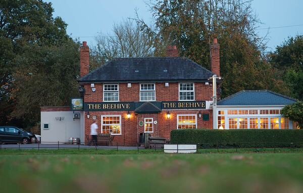 Belgian Arms team to take over the Beehive in White Waltham