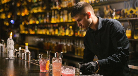 Prime Minister admits pubs will struggle with business rates