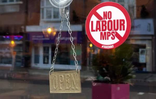 Pub landlords bar Labour MPs in business rates protest