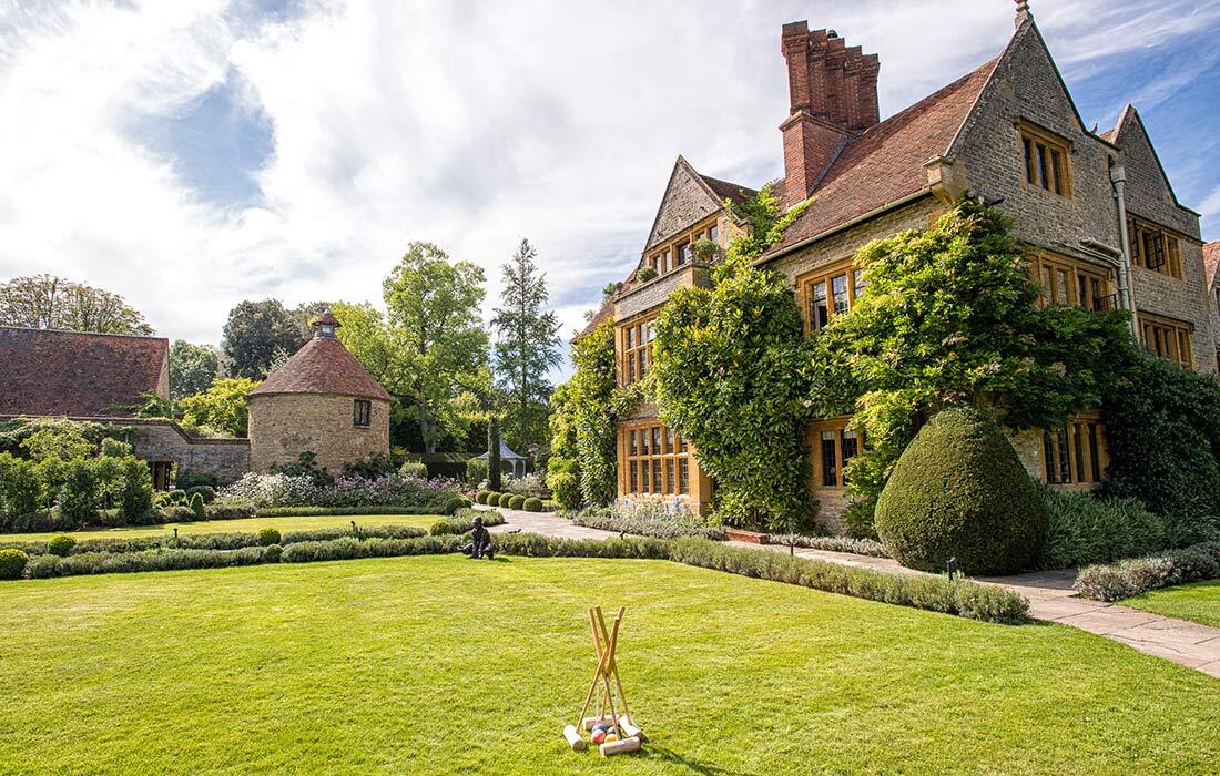 Le Manoir auctions off kitchen equipment during temporary closure - News