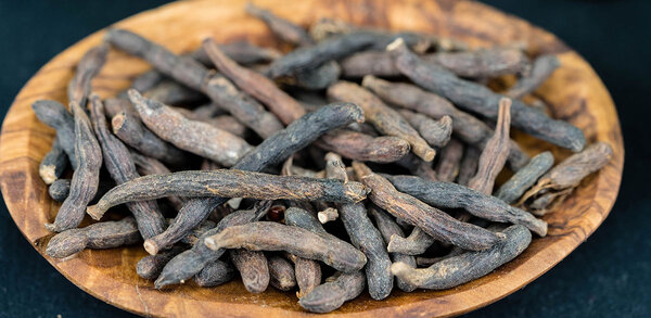 Smoke without fire: How to spice up dishes with grains of selim