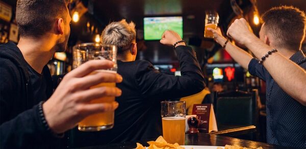 Don&rsquo;t miss a goal or a pint, thanks to sunday Order&Pay feature