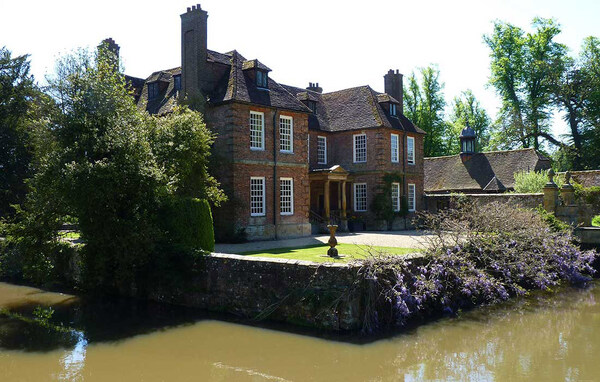 The Pig shelves plans for Groombridge Place hotel