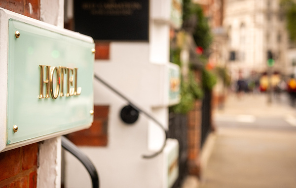 UK hotels primed for business rates relief next year