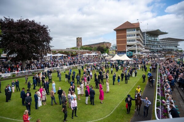 York Racecourse renews catering partnership with Legends Global
