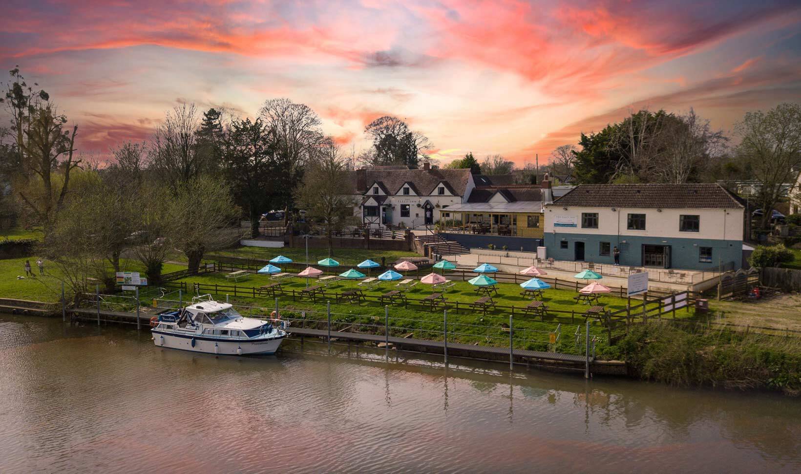 Wedding reforms could bring opportunities for pubs and restaurants